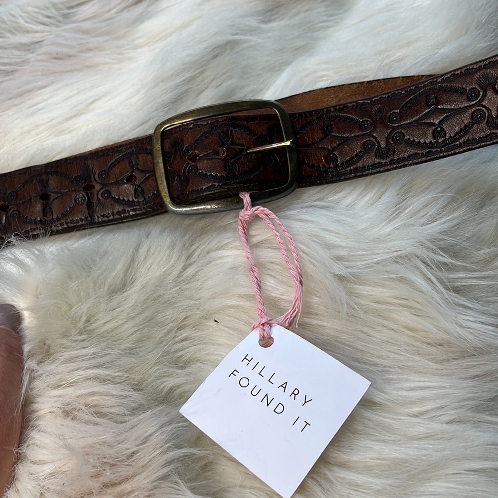 Vintage brown leather tooled leather belt